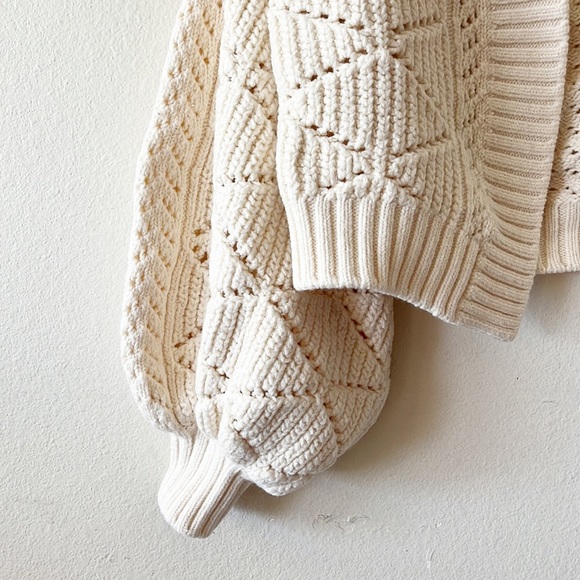 KING & TUCKFIELD Pointelle Knit Merino Wool Cardigan In Cream - Picture 5 of 9